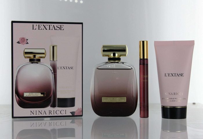 Nina Ricci L'Extase - Giftset   My Perfume Shop Default